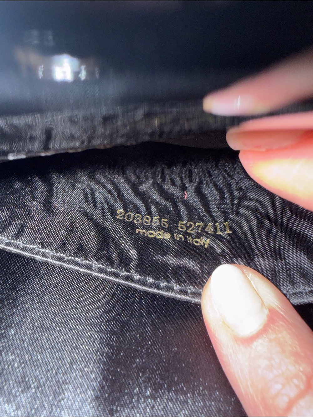 Yves Saint Laurent Black Patent Leather YSL Logo Envelope Clutch Italy - Picture 2 of 12